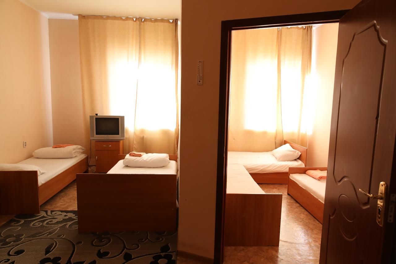 Hotel Alkuat Астана Екстер'єр фото