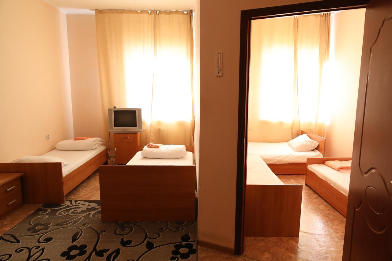 Hotel Alkuat Астана Екстер'єр фото